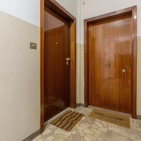 Guesthost - San Donato Nest - Cozy By Parco Don Bosco Apartmán *