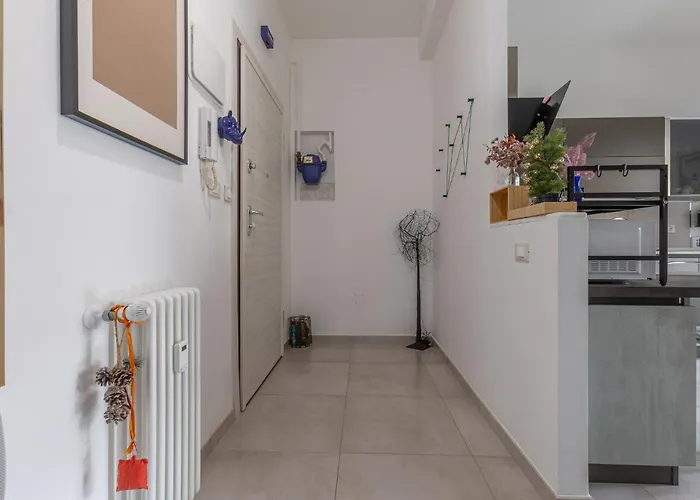 Guesthost - San Donato Nest - Cozy By Parco Don Bosco 아파트 *