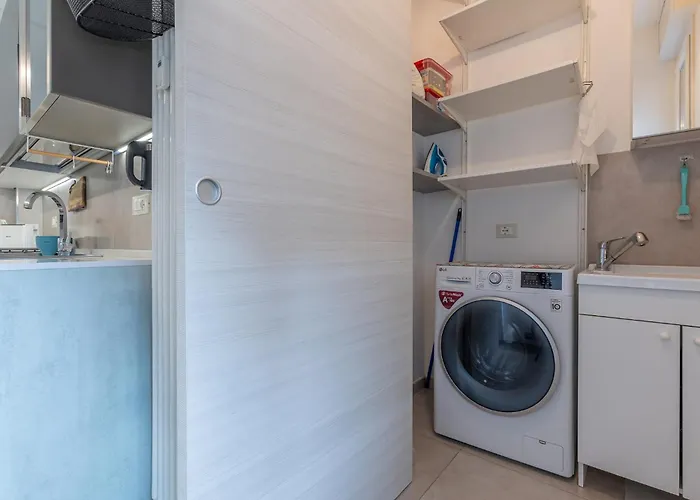 Guesthost - San Donato Nest - Cozy By Parco Don Bosco